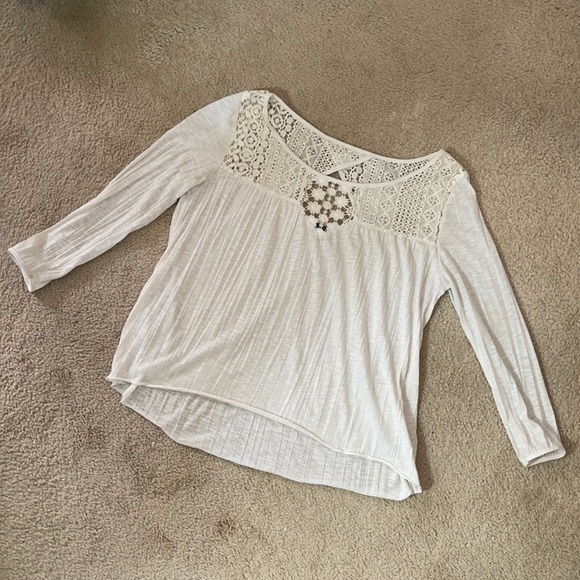 White blouse with lace detailing - Picture 1 of 4